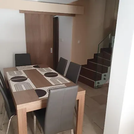 Posedarje, S + A *